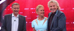 "Die Zwei" und ihr Dompteur: Babara Schöneberger sorgte dafür, dass Günther Jauch (links) und Thomas Gottschalk in Fahrt kommen.