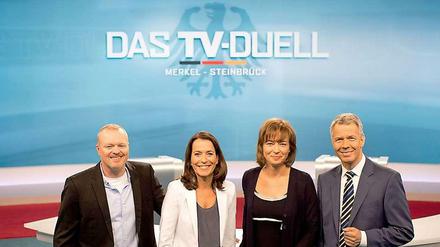 Stefan Raab, Anne Will, Maybrit Illner und Peter Klöppel (v.l.n.r.) moderieren das TV-Duell am Sonntag. Mit Raab haben viele Probleme, wieso eigentlich?