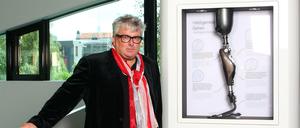 Hans Georg Näder baut die besten Prothesen der Welt. Nun zieht er mit seinem Unternehmen in die alte Bötzow-Brauerei.