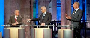 Alle reden gleichzeitig: Gregor Gysi (Die Linke, links), Rainer Brüderle (FDP) und Jürgen Trittin (Die Grünen, rechts) im "kleinen Duell". 