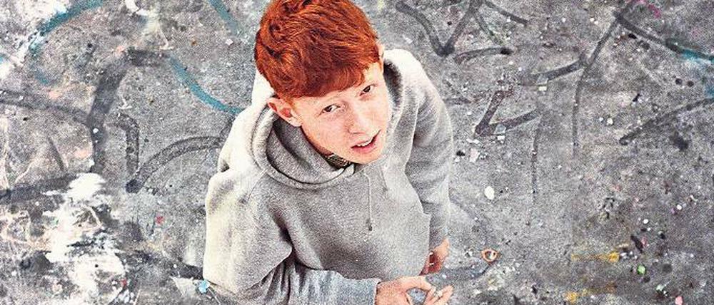 Mit seinen roten Haaren und den Sommersprossen auf blasser Haut sieht King krule aus wie die Inkarnation eines britischen Suburbia-Lads.