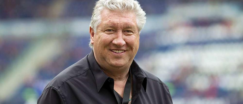 Ohne Namen zu nennen, berichtete der frühere Torjäger Dieter Schatzschneider über die angeblich gängige Praxis zu seiner aktiven Zeit mit dem Aufputschmittel