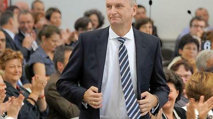 Ran an die Arbeit. Was er vorhat, erklärte Dietmar Woidke in seiner Regierungserklärung. Nichts Überraschendes für die Opposition. Sie jedenfalls beklagte Inhaltsleere.