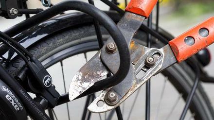 Muss ja nicht gleich das ganze Fahrrad sein: Diebe haben es immer öfter auch nur auf den Sattel oder ein Laufrad abgesehen.