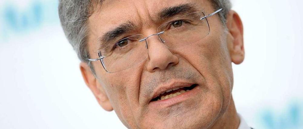 Joe Kaeser wurde als Josef Käser in Niederbayern geboren. 1980 begann er seine Karriere bei Siemens.