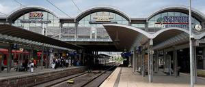 Am Mainzer Hauptbahnhof herrscht immer noch Chaos.