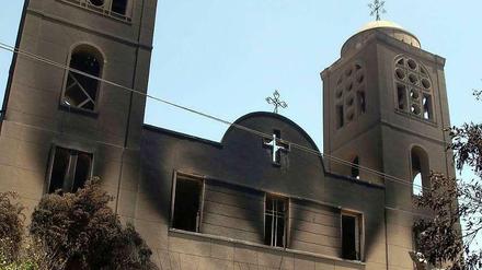 Eine ausgebrannte koptische Kirche in der ägyptischen Stadt Minya. 