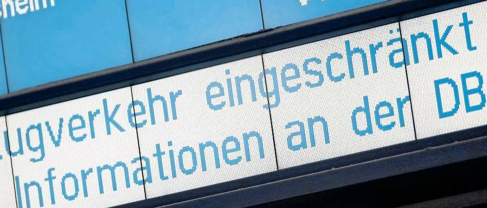 Fahrplanchaos. Ab Montag sollen in Mainz nun auch unter der Woche zu den Hauptverkehrszeiten viele Züge im Regionalverkehr ausfallen.