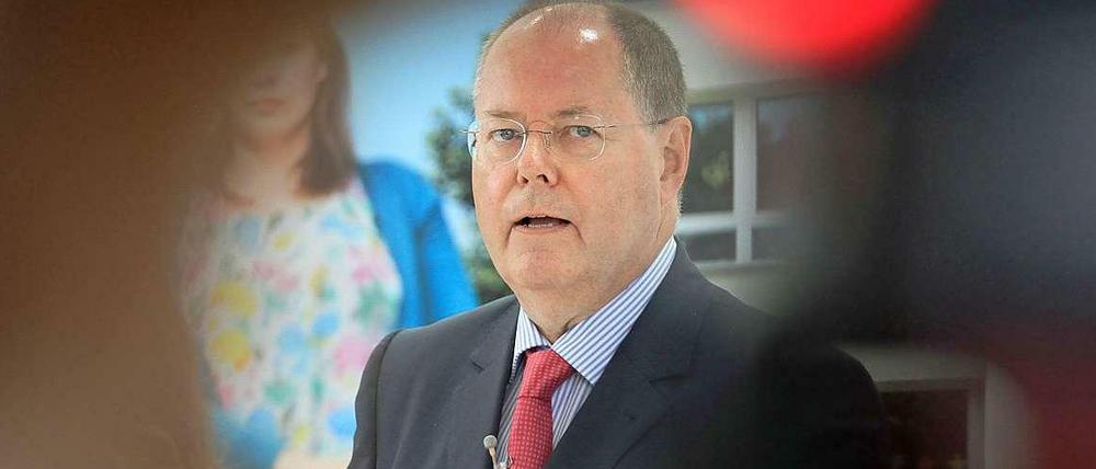 Hat Peer Steinbrück sich mit seiner Bemerkung über Merkels DDR-Sozialisation vergaloppiert?