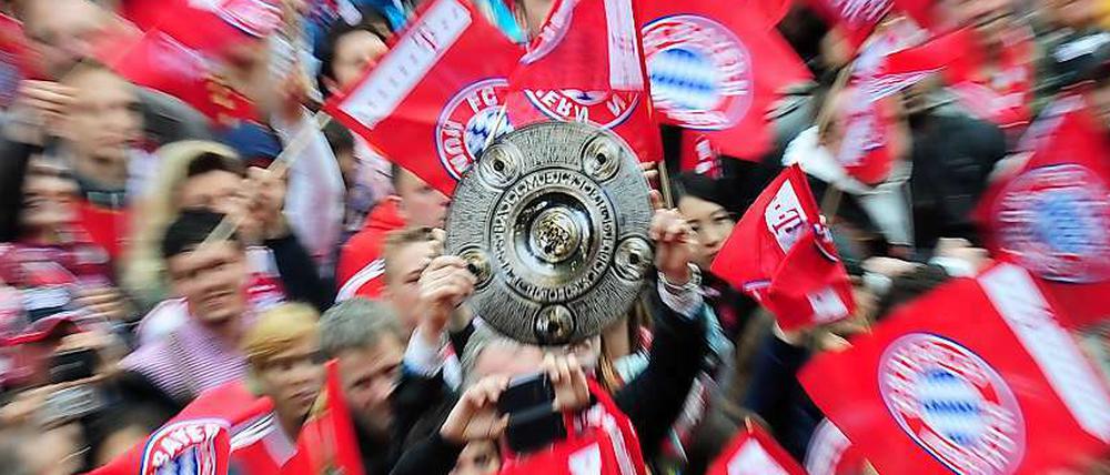 16 von 18. Der FC Bayern gilt unter den Bundesligatrainern als klarer Meisterschaftsfavorit.
