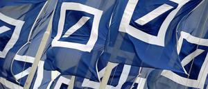 Bewegte Zeiten. Die Deutsche Bank tut sich schwer beim Umbau nach der Krise.