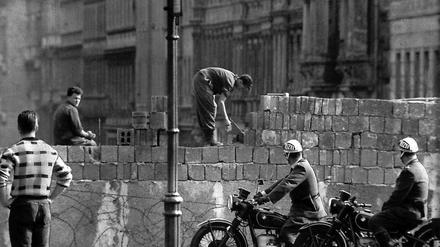 Mauerbau in Berlin 1961.