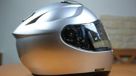 Der neue Integralhelm Shoei GT-Air ist seit März in Deutschland in sechs Endgrößen von XS bis XXL erhältlich.