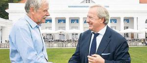 Neues Glück. Insolvenzverwalter Jörg Zumbaum (links) gratuliert Wirtschaftsprüfer Paul Morzynski zum Kauf des Grandhotels. Morzynski urlaubte stets selber gern in dem Resort. Noch überschattet ein Rechtsstreit mit den vorherigen Investoren das Geschäft. Foto: dpa
