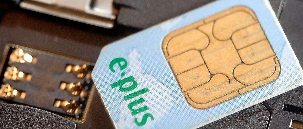 Kartenwechsel. E-Plus und O2 kommen künftig aus einem Unternehmen.