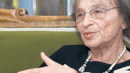 Labyrinth von Themen. Agnes Heller, 84, kann beim Schwimmen besonders gut nachdenken.