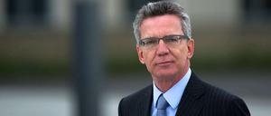 In Erklärungsnot. Verteidigungsminister Thomas de Maiziere.