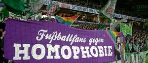 Wenn sich einige Fans positionieren, dann heißt das noch lange nicht, dass sich die ganze Fußballszene ernsthaft positioniert. 