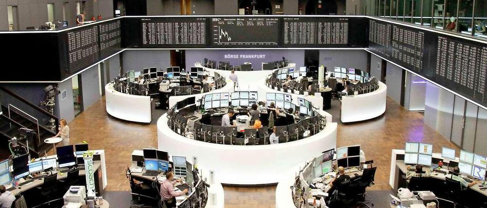 Handelsplatz Frankfurt. Privatanlegern und Unternehmen in Deutschland drohen einer Studie zufolge Milliardenkosten durch die Finanztransaktionssteuer.