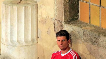 Spielertyp und Architektur von gestern: Mario Gomez in Italien