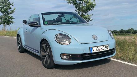 Sechziger Jahre ist vor allem die Farbe am VW Beetle Cabrio 60s Edition. 