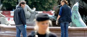 Am Tatort vor dem Neptunbrunnen in Berlin.