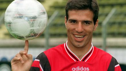 Paulo Rink, 40, war einst Stürmer in Leverkusen, Nürnberg und Cottbus. Der eingebürgerte Brasilianer lief 13 Mal für Deutschland auf. Seit 2012 ist Rink Stadtrat in seiner Heimat Curitiba.