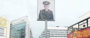 Schwach: Die Kommerzialisierung öffentlichen Raumes geht dem Senat gegen den Strich. Beispiel: Checkpoint Charlie.