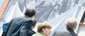 Zur Erinnerung. Angela Merkel eröffnet 3 000 Quadratmeter Ausstellungsfläche. Foto: dpa