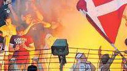 Alarmstufe Weinrot. Der BFC Dynamo sieht Fortschritte bei den eigenen Fans. 