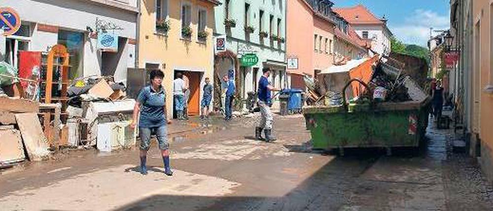Die Häuser müssen ausgeräumt werden. Grimma am Donnerstag.