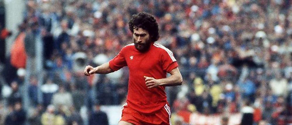 Afroverteidiger: Paul Breitner.