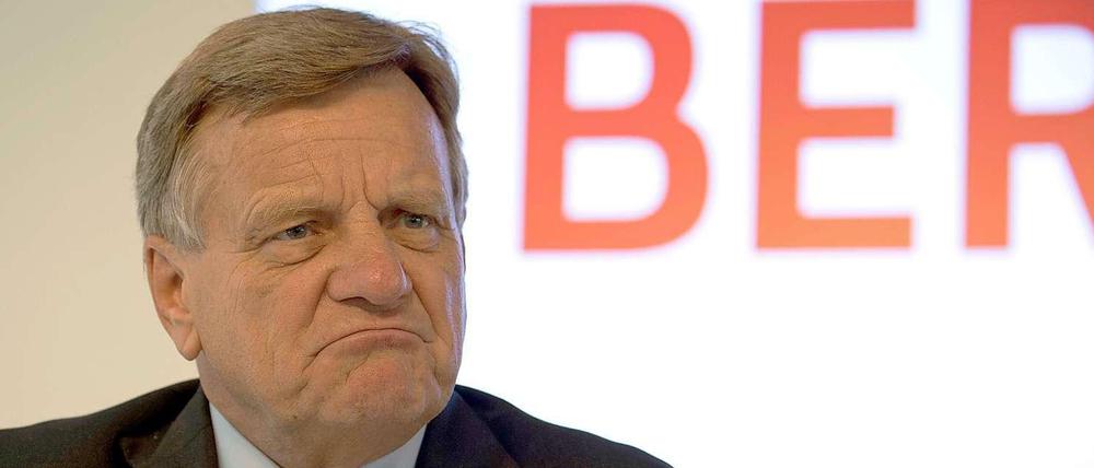 Erste Blessuren. Die Ideen Hartmut Mehdorns, den BER stufenweise zu eröffnen, stießen beim Aufsichtsrat nicht auf große Begeisterung. 