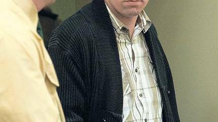 Schweigsam. Der Angeklagte Ralf Wohlleben will sich bislang nicht äußern. Foto: dpa