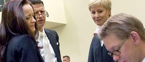 Am Freitag lehnte das Oberlandesgericht München den Befangenheitsantrag der Verteidiger von Beate Zschäpe ab. Zuvor wurde bereits der Antrag des Angeklagten Ralf Wohlleben zurückgewiesen.