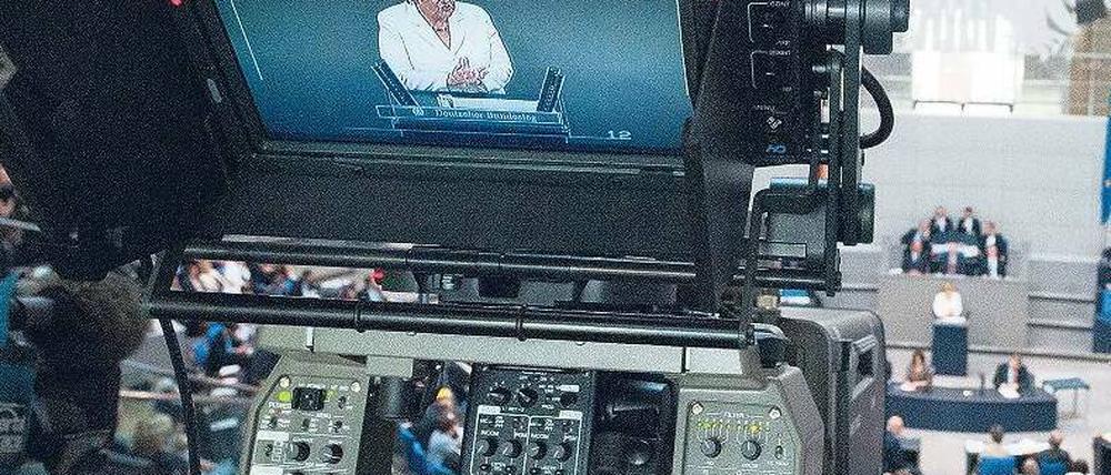 Bilder aus dem Bundestag finden ein begrenztes Publikum. Foto: dpa