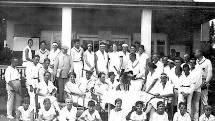 Der Tennis-Club Grün-Weiß Nikolassee auf einer Aufnahme von 1929