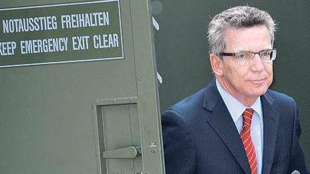 Scharfe Kritik an Verteidigungsminister de Maizière.
