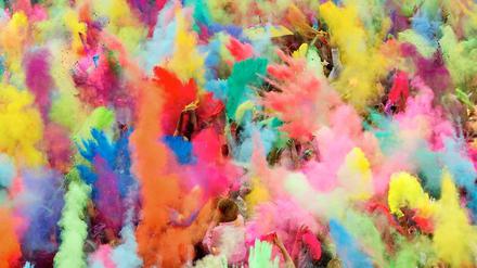 Schon letztes Jahr im Juli feierten tausende Menschen in Berlin am Postbahnhof das "Holi Festival of Colors".