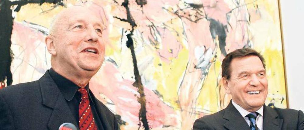 Prominente Kundschaft. Das Arbeitszimmer von Ex-Bundeskanzler Gerhard Schröder zierte ein Adler von Georg Baselitz. Kopfüber gemalt, wie alle Bilder des Künstlers.