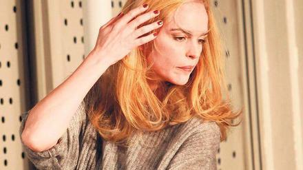 Nina Hoss 2012 in Tschechows "Kirschgarten" am Deutschen Theater.