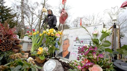 In der Nacht zum Gründonnerstag 2012 wurde Burak Bektas in Berlin-Neukölln erschossen. Nun verfolgt die Polizei eine neue Spur.