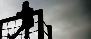 Deutsche Kinder und Jugendliche werden im internationalen Vergleich immer unglücklicher.