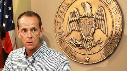 Lee County Sherrif Jim Johnson informierte die Presse über die Festnahme des mutmaßlichen Giftbriefe-Versenders.