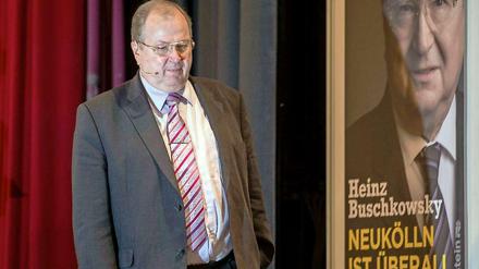 Bezirksbürgermeister Heinz Buschkowsky gerät in seiner Buch-Affäre weiter unter Druck.