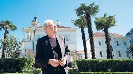 Der Dichter Gerhard Falkner in der Künstlerkolonie Tarabya.