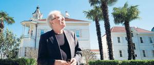 Der Dichter Gerhard Falkner in der Künstlerkolonie Tarabya.