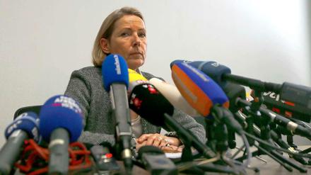 Einsilbig: Margarete Nötzel konnte als Sprecherin des Münchener Oberlandesgerichts nicht wirklich zur Wahrheitsfindung beitragen.