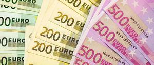 Der Landesvorstand der Grünen in NRW will ein Signal in der Debatte über das Offenlegen der Nebeneinkünfte von Abgeordneten setzen.