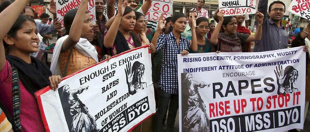 Protest! sexuelle Übergriffe führen auch in Indien zu Touristenschwund.